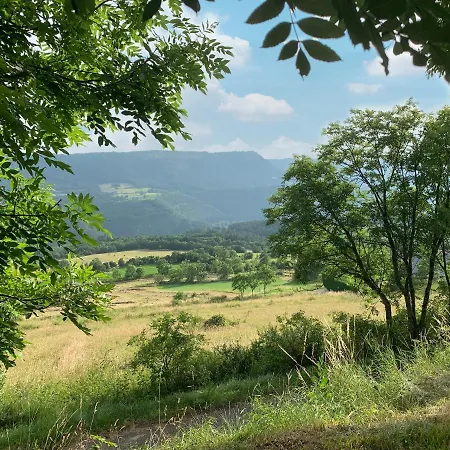 Holiday home L'oree Des Pignes Nojaret